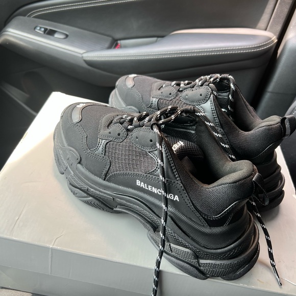 Great condition - Picture 2 of 3